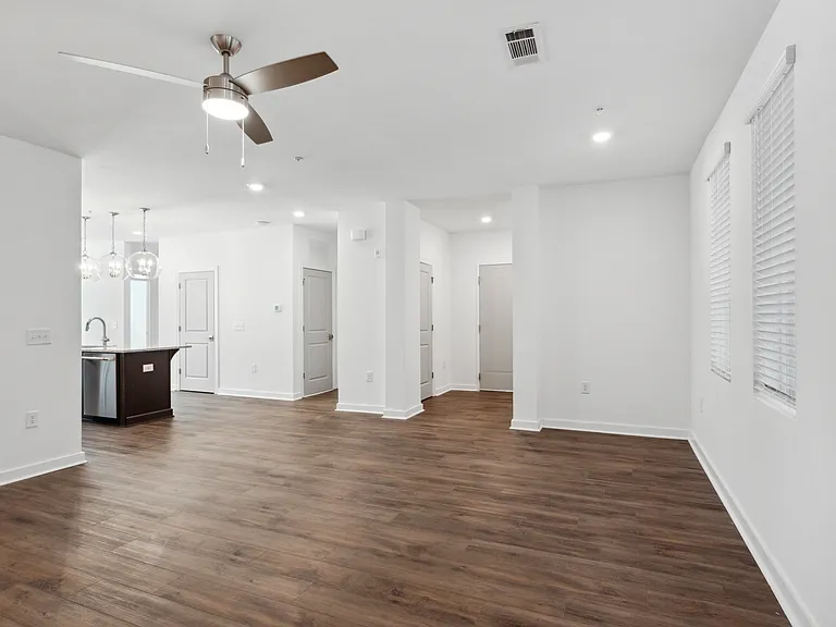 383 Grant Cir SE — Photo 18