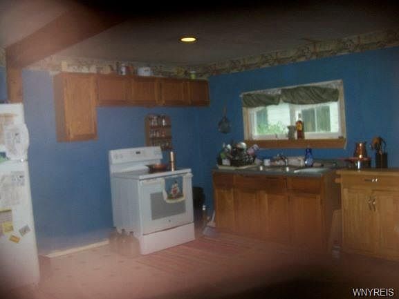 2nd image of 13421 Eagle Harbor Knowlesville Rd
