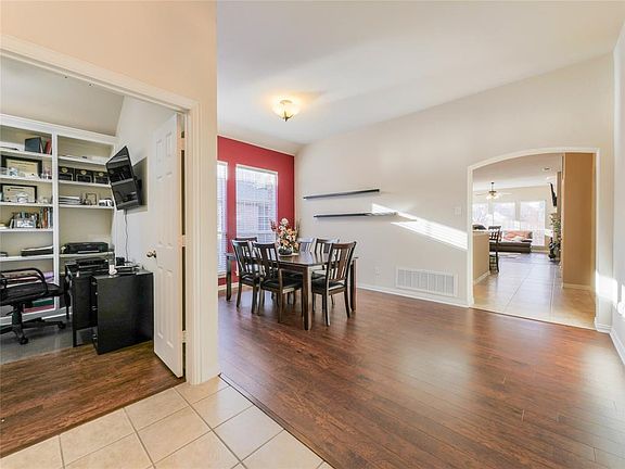 2nd image of 2464 Dockside Dr
