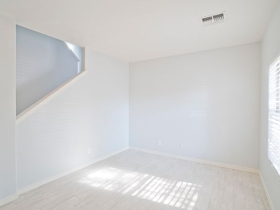 4th image of 2417 N 92nd Gln
