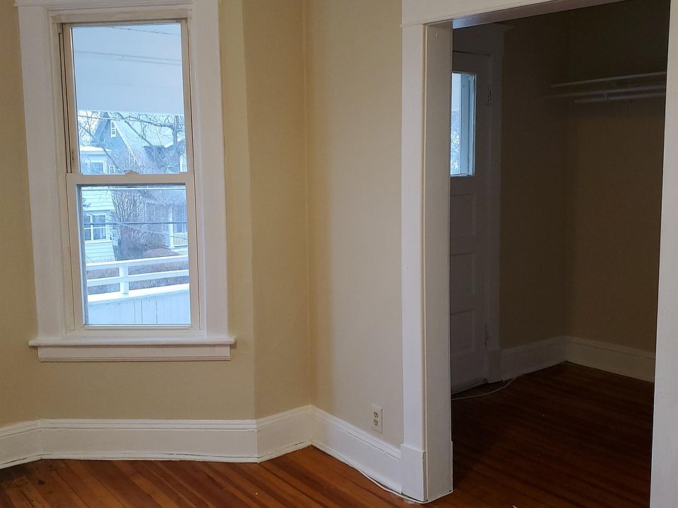 1st image of 88 Woodlawn Ave #2
