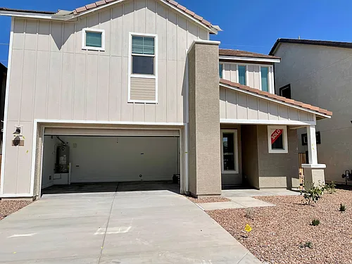 628 W Derringer Way Photo 1