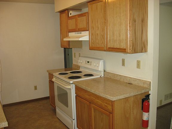 4th image of 1499 E 7th Street Saint Paul Mn 55106 #Duplex