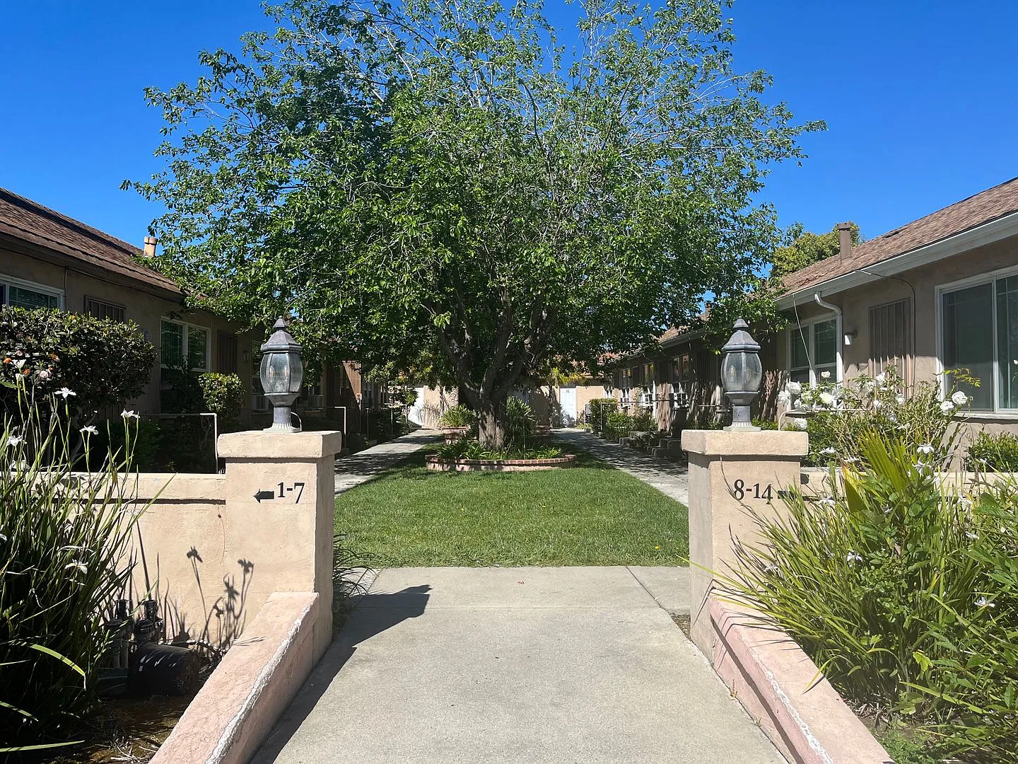 925 N. Azusa Ave. — Photo 1
