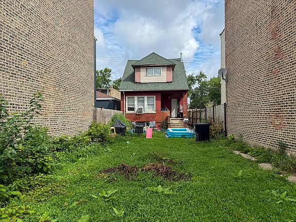 2nd image of 4028 W Wilcox St