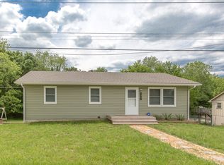 5344 N Randolph Rd, Kansas City, MO 64119