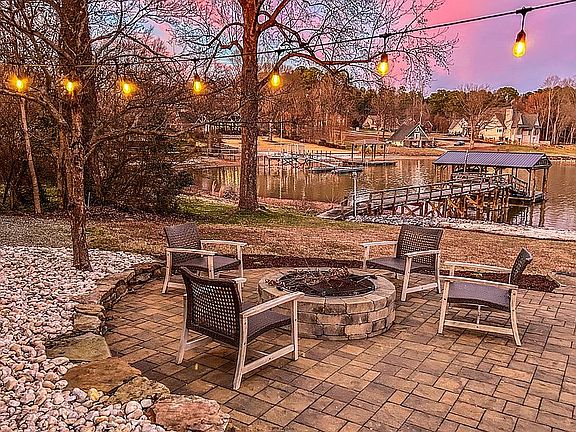 2nd image of 141 Hogan Ln