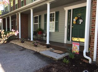 290 Silver Leaf Dr, Christiansburg, VA 24073