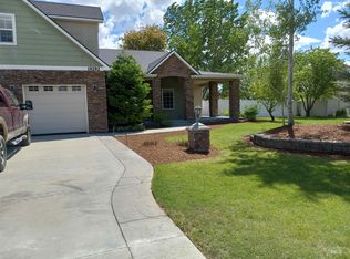 19292 Flora Rd, Nampa, ID 83651