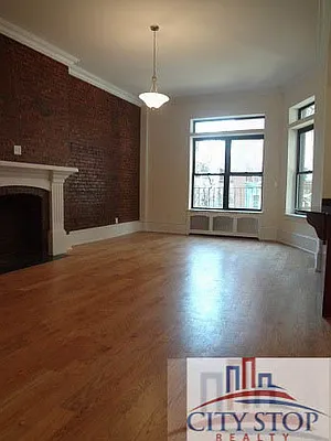 Rented by City Stop Realty | media 62