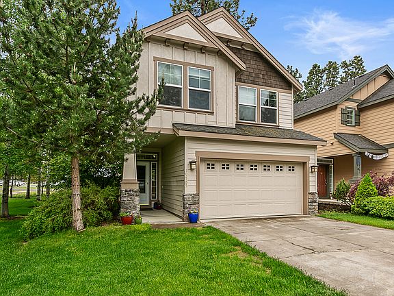 4th image of 19585 Salmonberry Ct