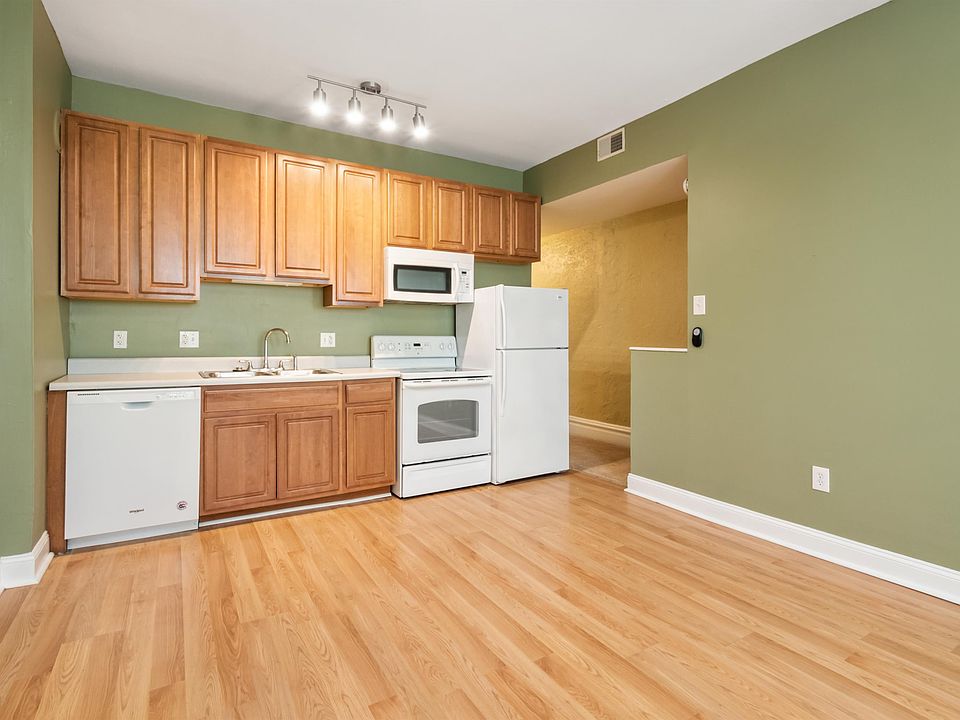 1st image of 4553-4555 Swan Ave