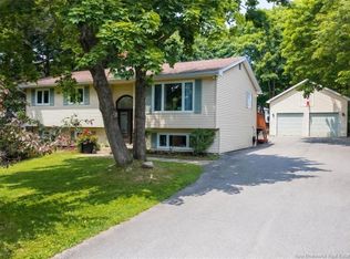 69 Renshaw Rd, Rothesay, NB E2H 1R7