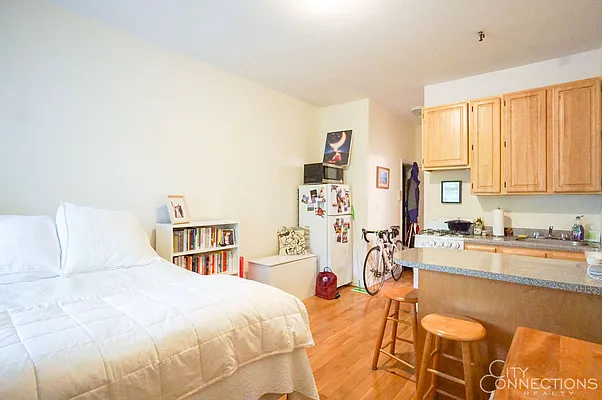 Rented by City Connections Realty | media 22