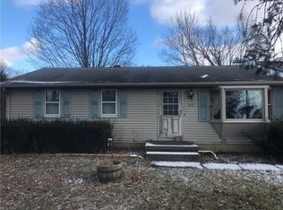 8811 S Duck Creek Rd, Berlin Center, OH 44401