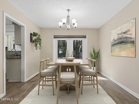 4th image of 3842 FERNGLEN Drive