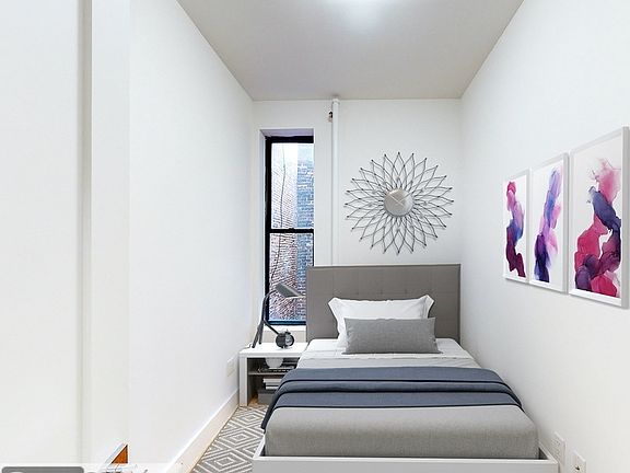 3rd image of 588 Amsterdam Ave #5SF