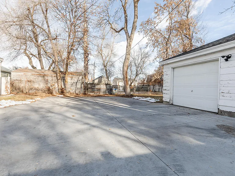 526 N 200 W #2 — Photo 27