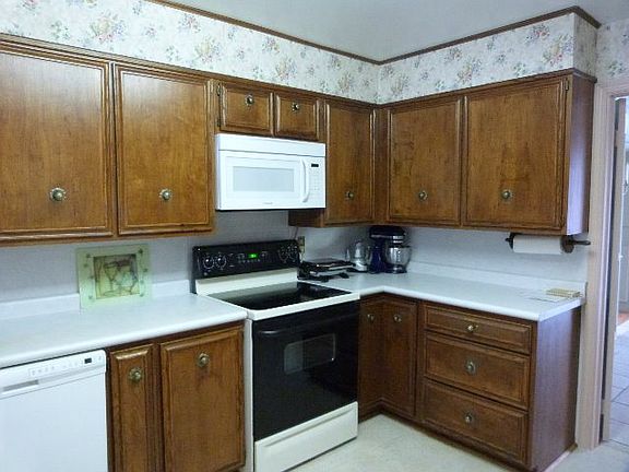 5th image of 3950 Dogwood Dr