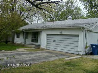 882 E Honeywell Ave, Hoopeston, IL 60942