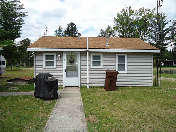 2nd image of 9298 Emerald Dr