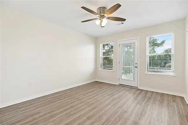 4766 Pontchartrain Dr #A — Photo 11