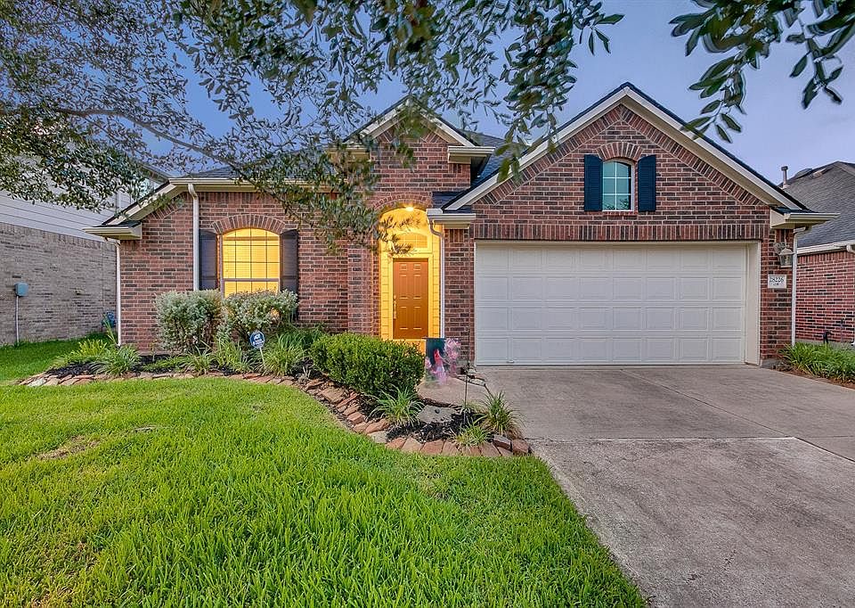 1st image of 28226 Sweet Oak Ln