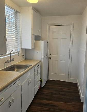 2nd image of 460 E Alameda St #B