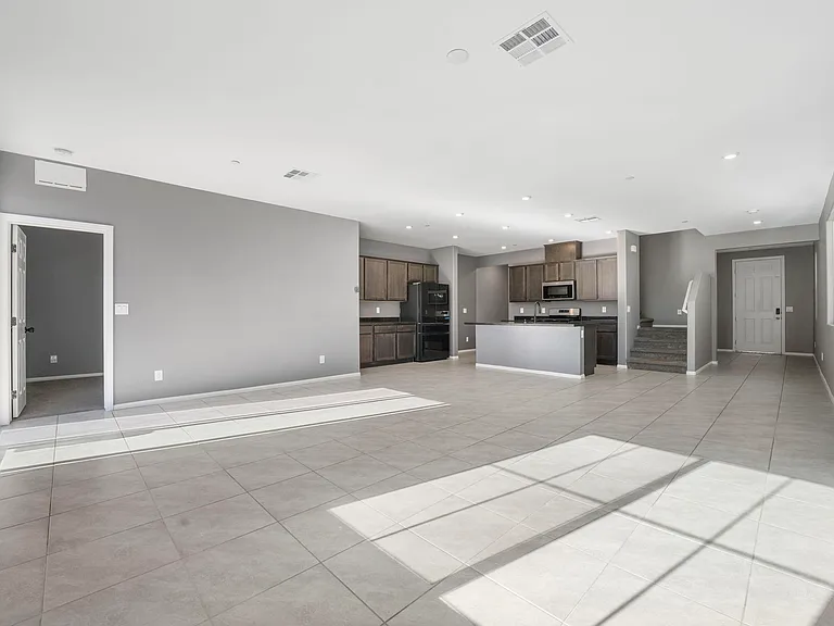 10949 Oregano Ave — Photo 8