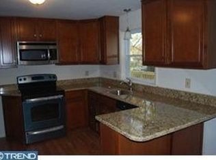 609 Yoder Rd, Harleysville, PA 19438