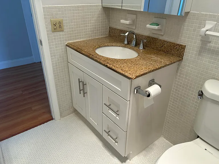 1821 NE 62nd St #331 — Photo 15