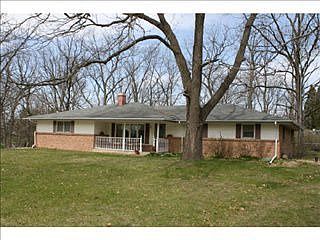 5th image of 5332 Yellowstone Dr