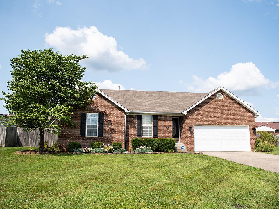 1st image of 140 W Emerald Cir