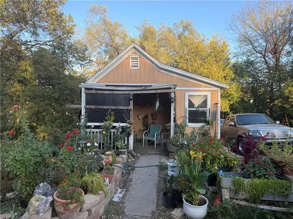 1207 N 14th St, Kansas City, KS 66102