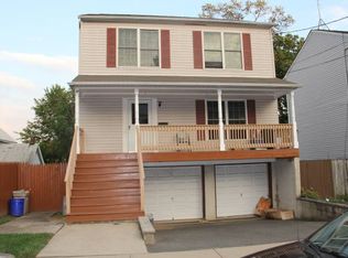 10 Bayard Pl, Newark, NJ 07106