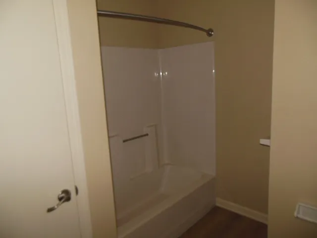 633 NE English Manor Dr #A — Photo 14