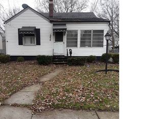 19636 Washtenaw St, Harper Woods, MI 48225