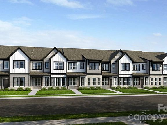 2nd image of 3169 Beacon Heights Rd