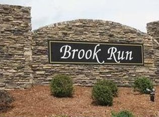 104 Tarpon Dr, Benson, NC 27504