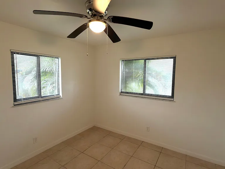 11470 Char Ann Dr — Photo 8