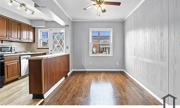 844 N Marlyn Ave — Photo 6