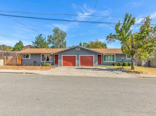 53 SW Eastern Ave, Grants Pass, OR 97526