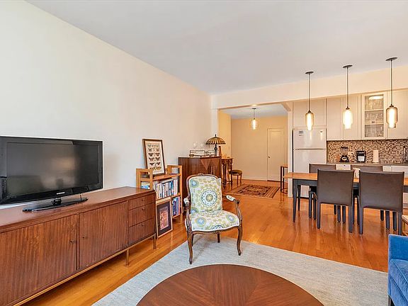 5th image of 39-35 51st St APT 4F