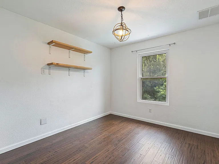 7107 Leppke Cv — Photo 13
