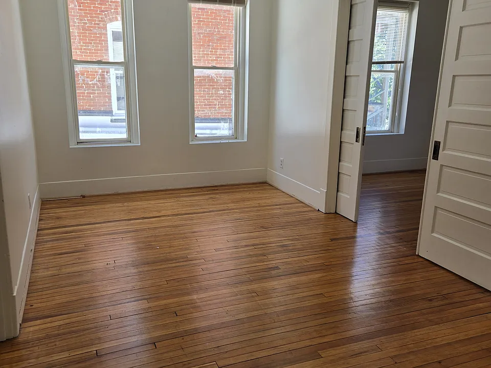 Dining room.