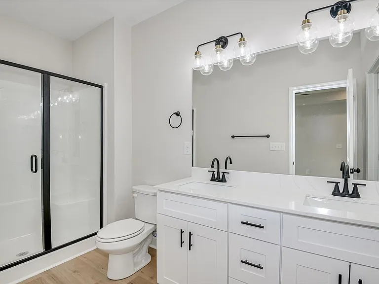 410 Williams St — Photo 19