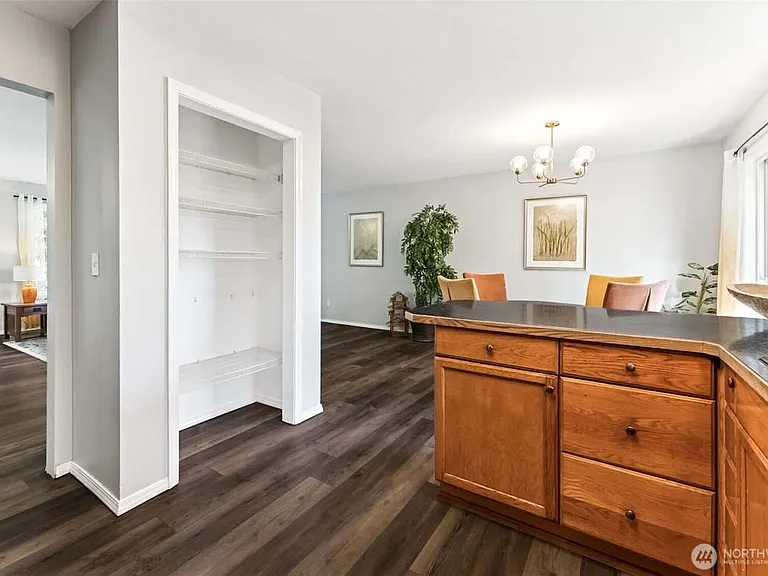 81 NE Santa Maria Ln — Photo 2