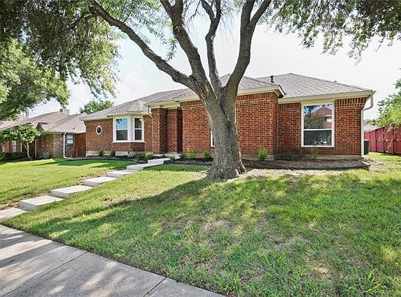 3rd image of 2236 Arbor Creek Dr
