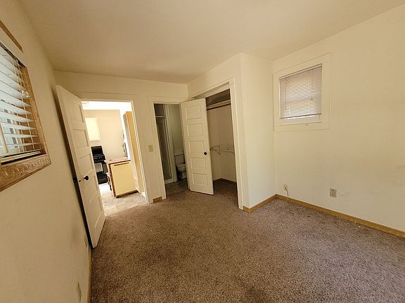 2nd image of 517 E Custer St