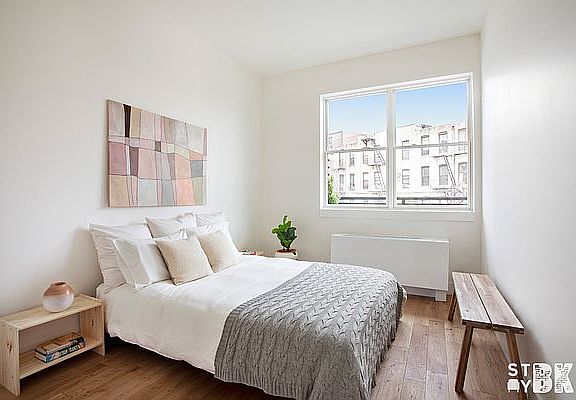 5th image of 313 Saint Marks Ave APT 4D